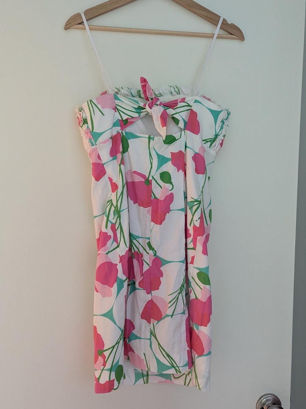 Lilly Pulitzer White Dress with Pink and Green Floral Tie Back (Size 6)